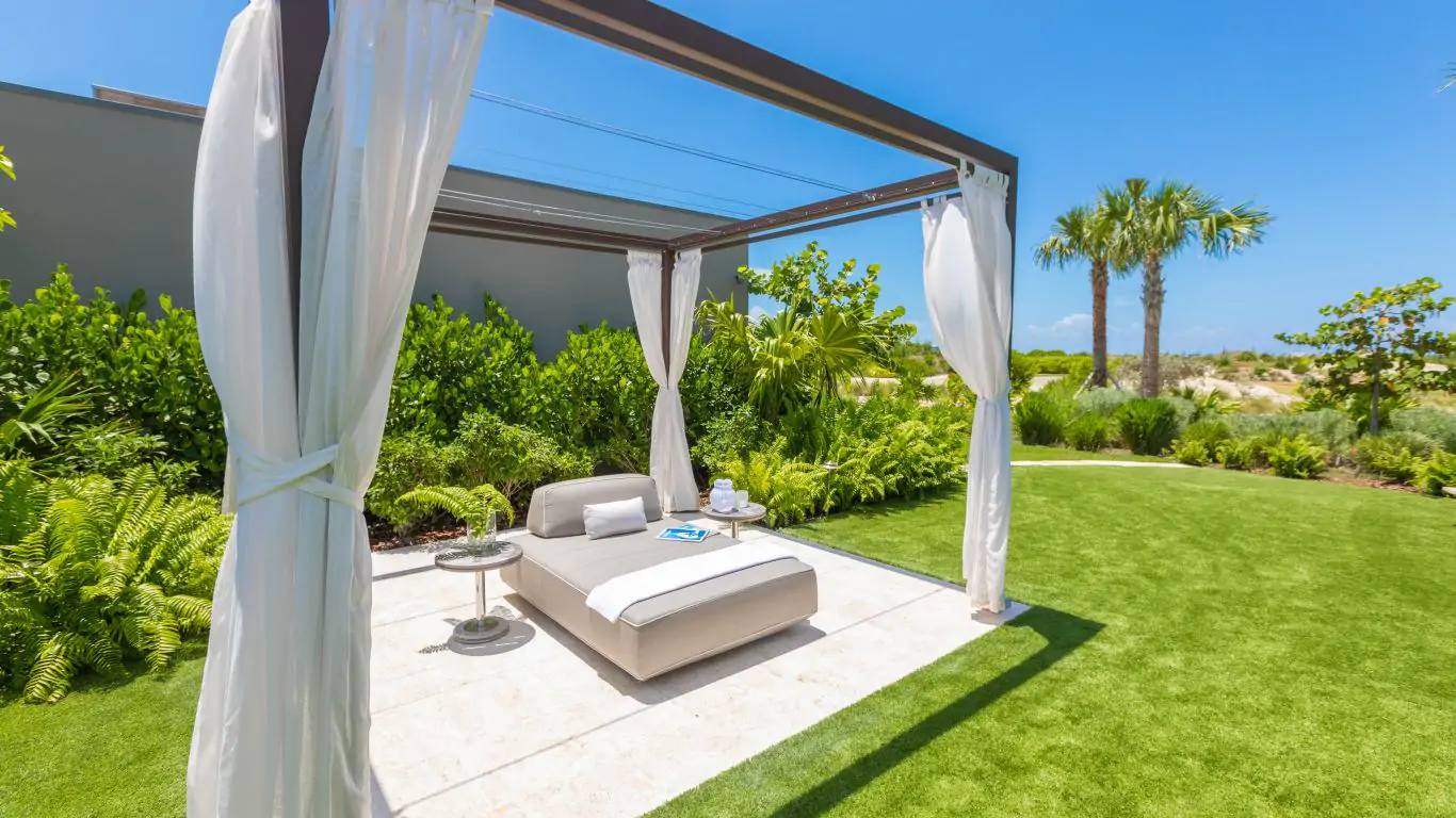Destiny House Albany | Bahamas