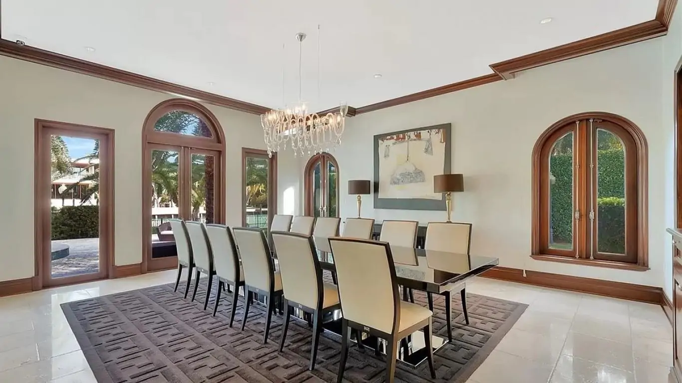 Villa Shannon | Miami