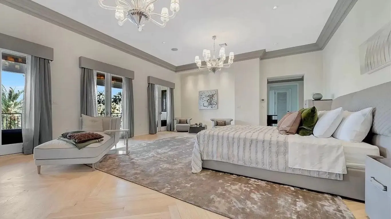 Villa Shannon | Miami