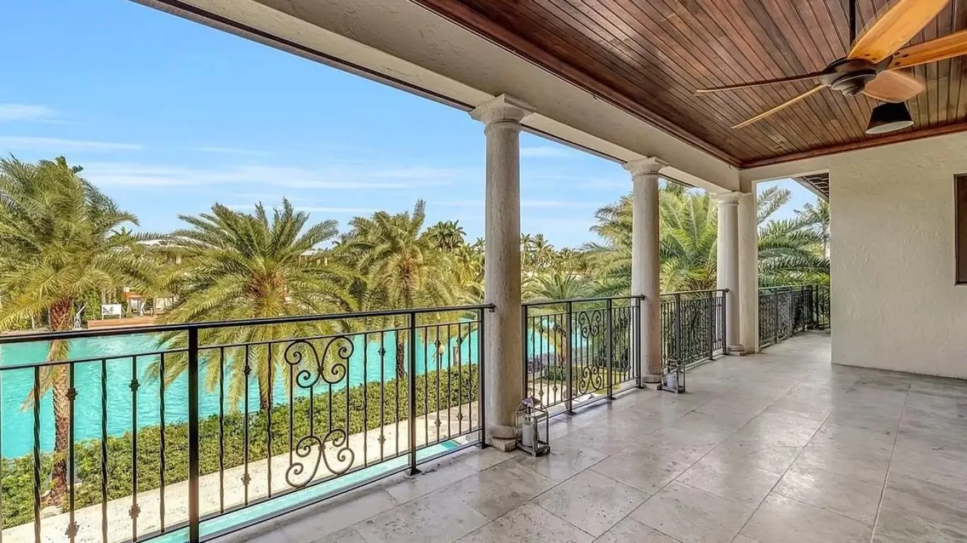 Villa Shannon | Miami
