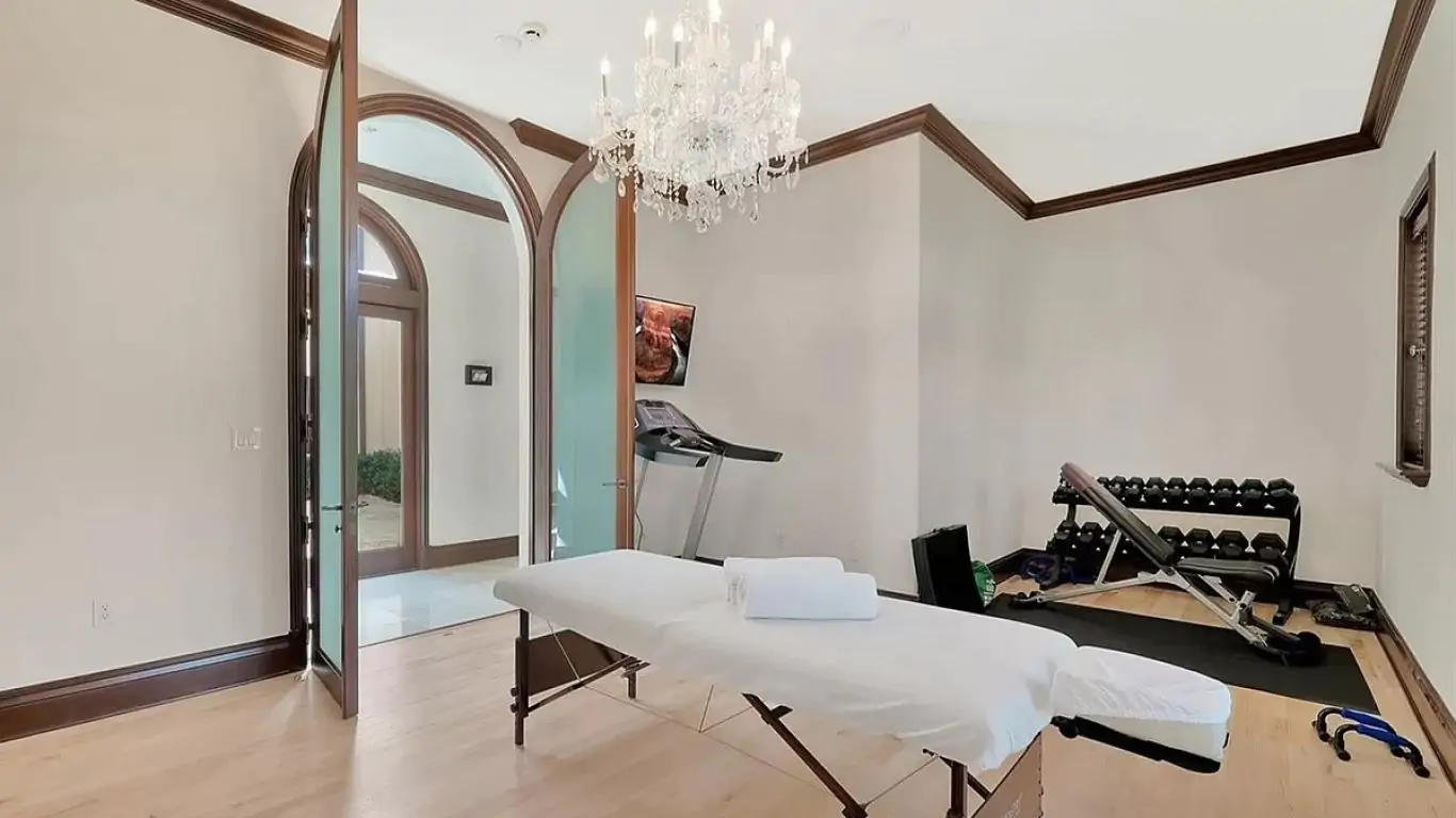 Villa Shannon | Miami