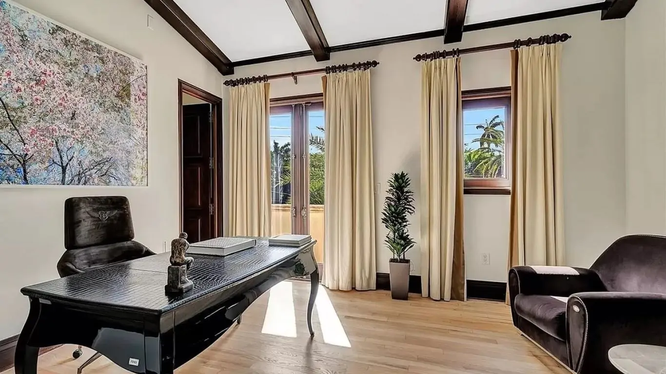 Villa Shannon | Miami