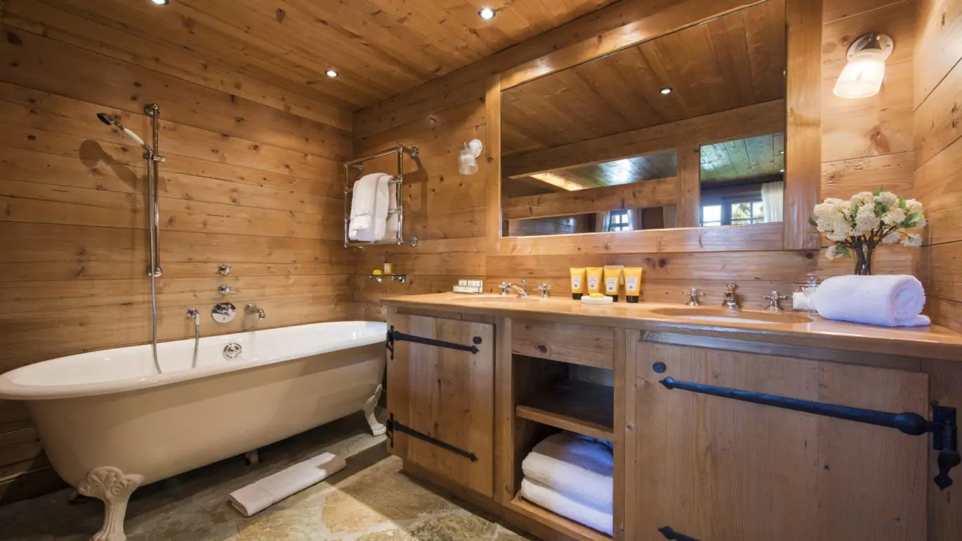 The Bella Coola Estate | Verbier