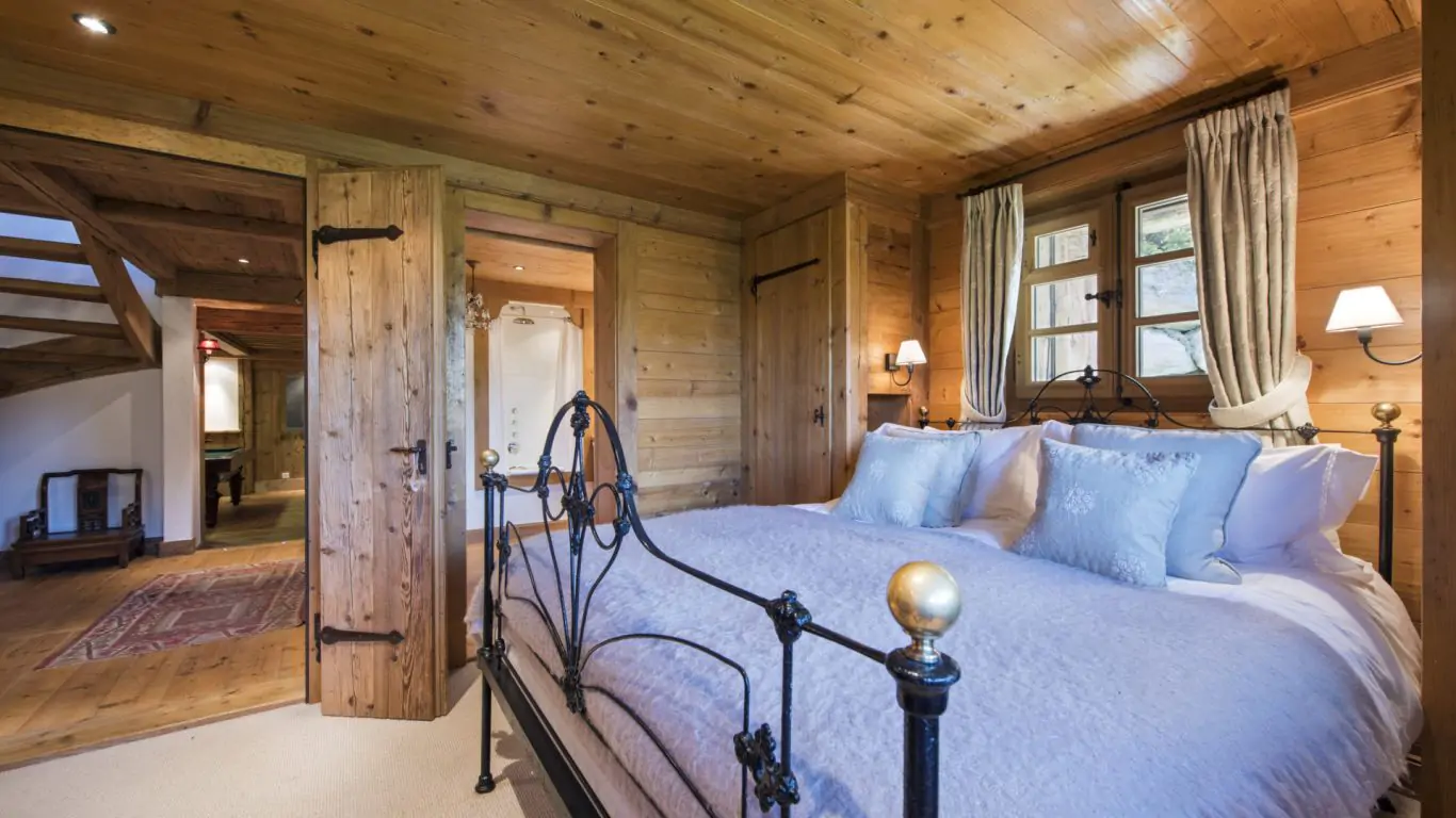 The Bella Coola Estate | Verbier
