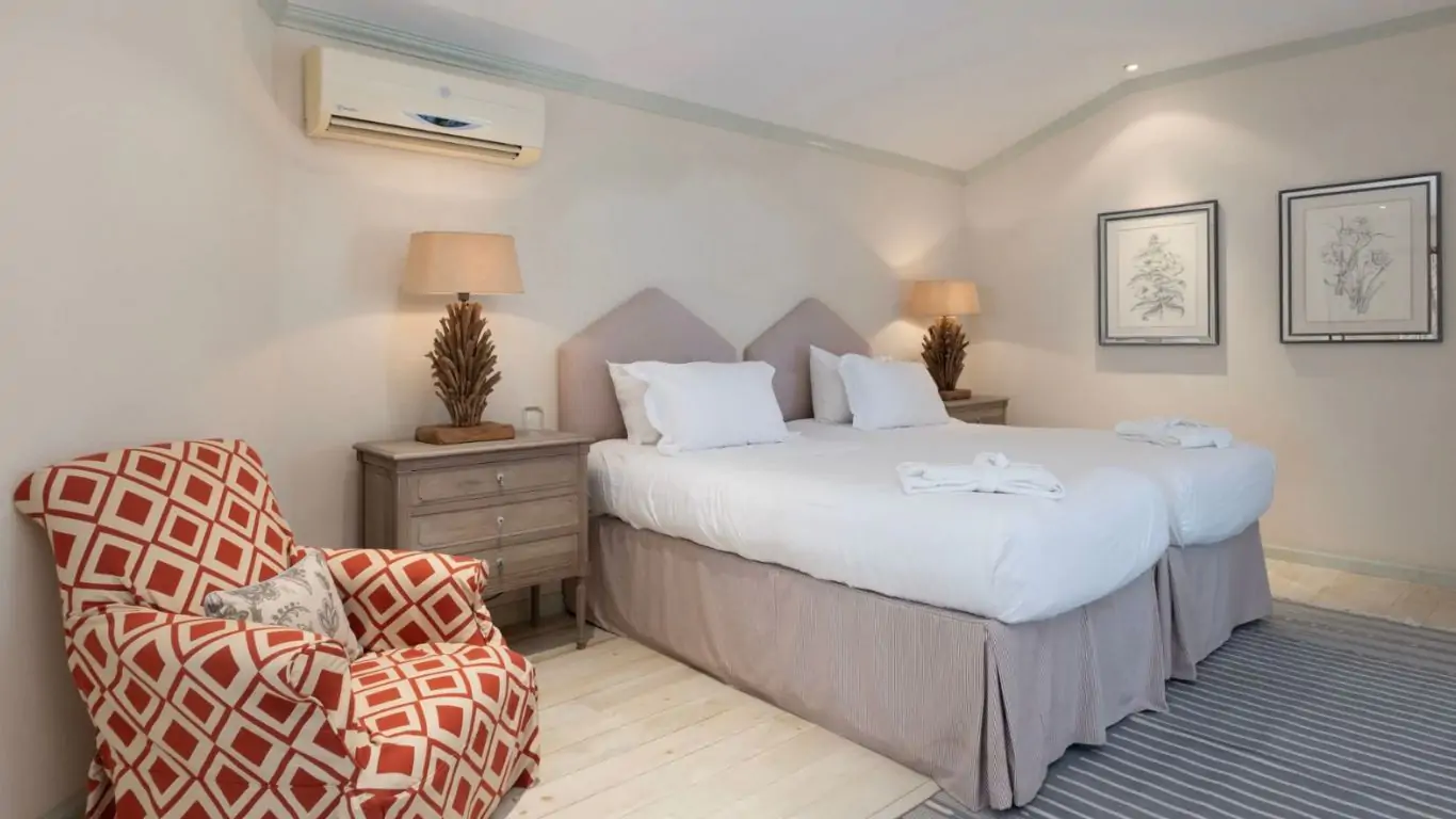 Half Moon House | Barbados