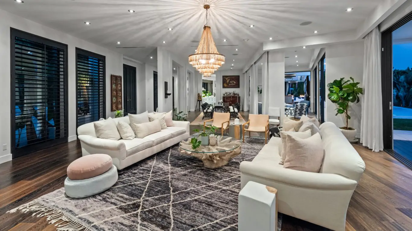 Villa Sheena | Los Angeles