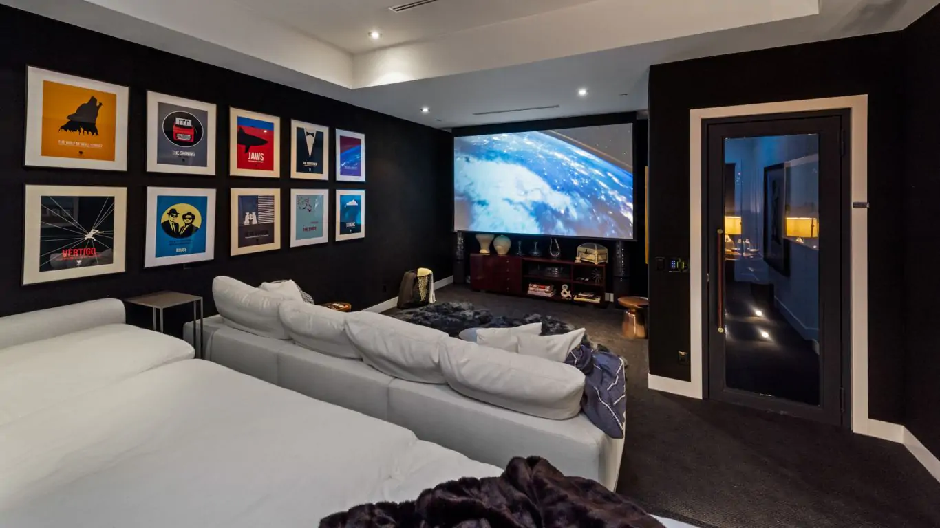 Villa Sheena | Los Angeles