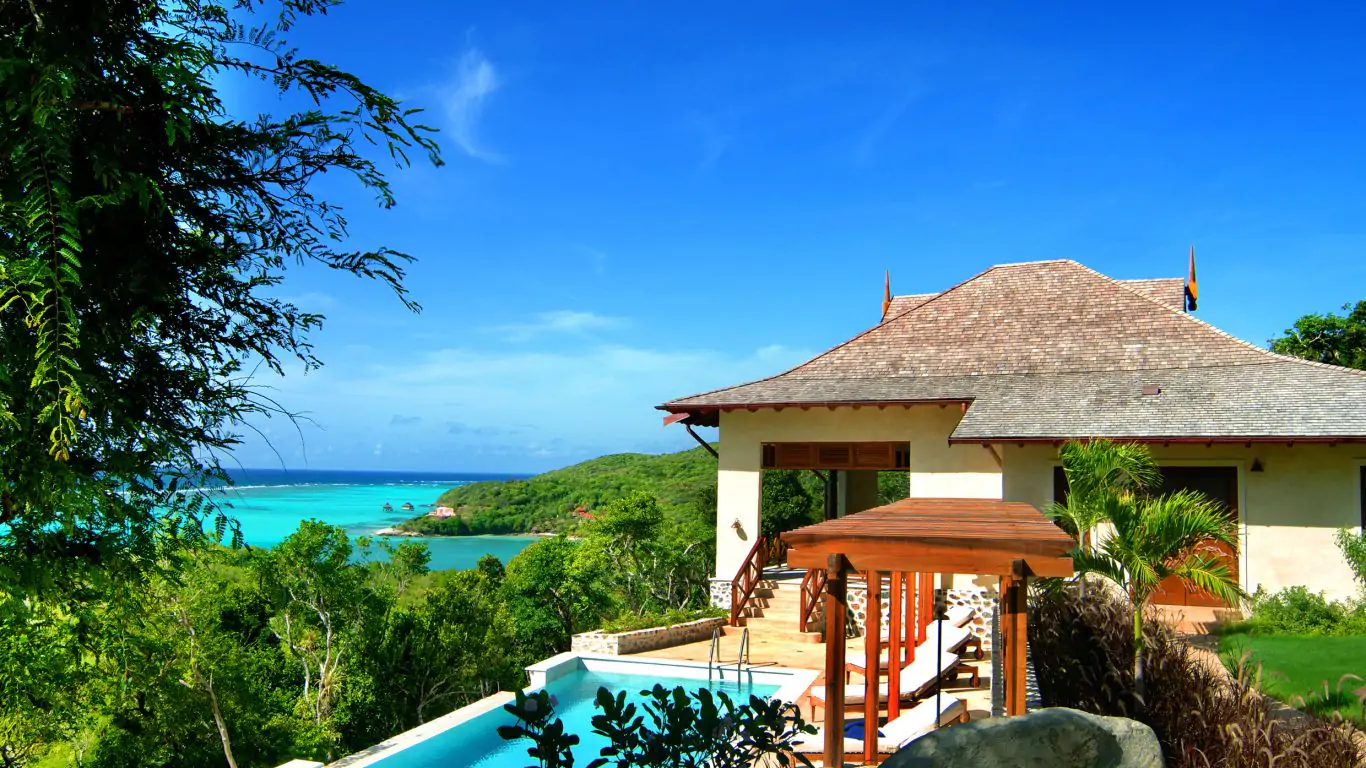 Villamia | Saint Vincent and the Grenadines