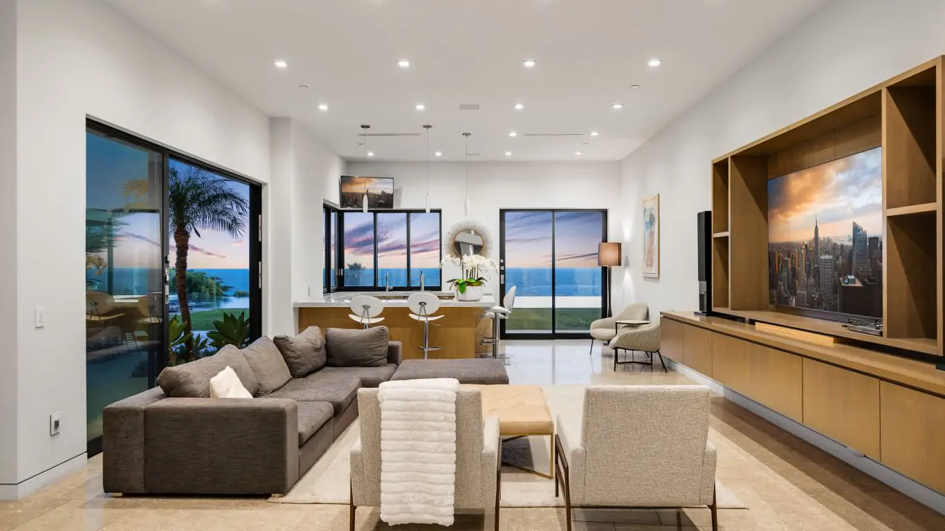 Villa Nadia | Malibu