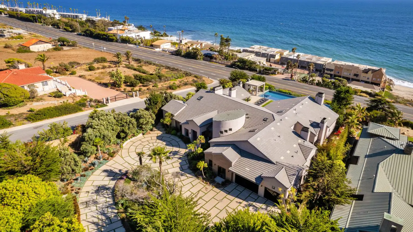 Villa Nadia | Malibu