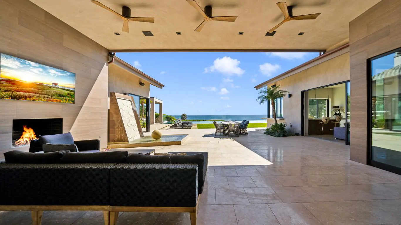Villa Nadia | Malibu
