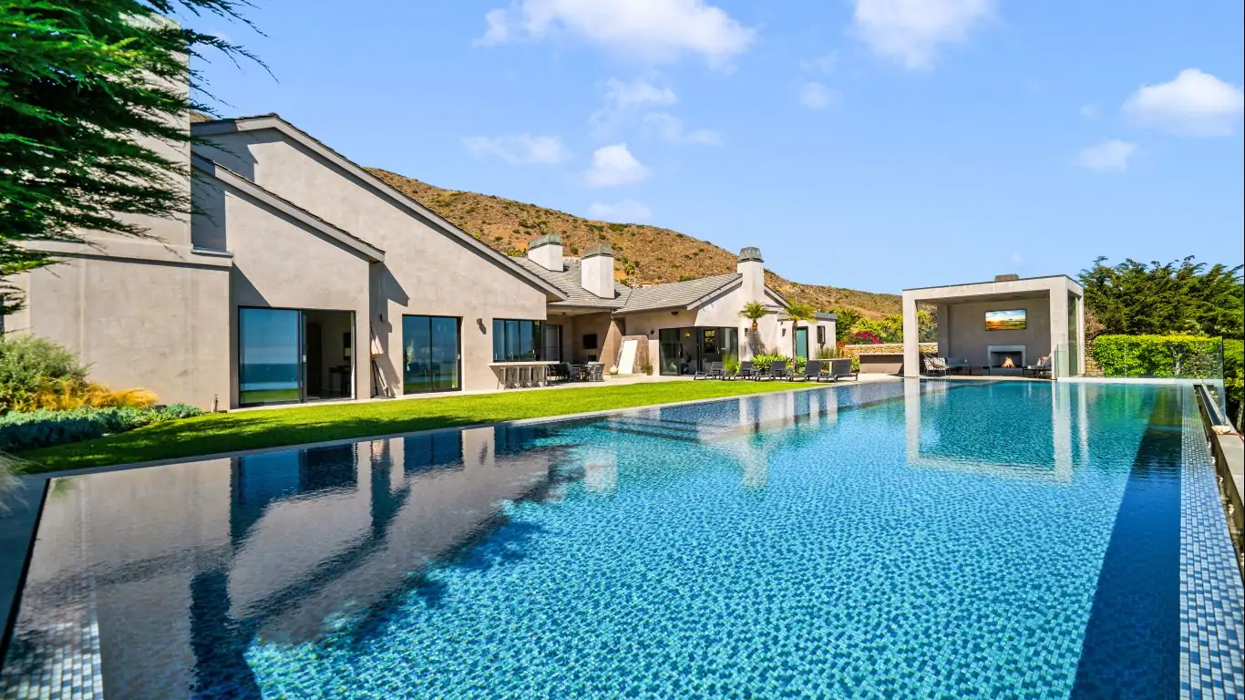 Villa Nadia | Malibu