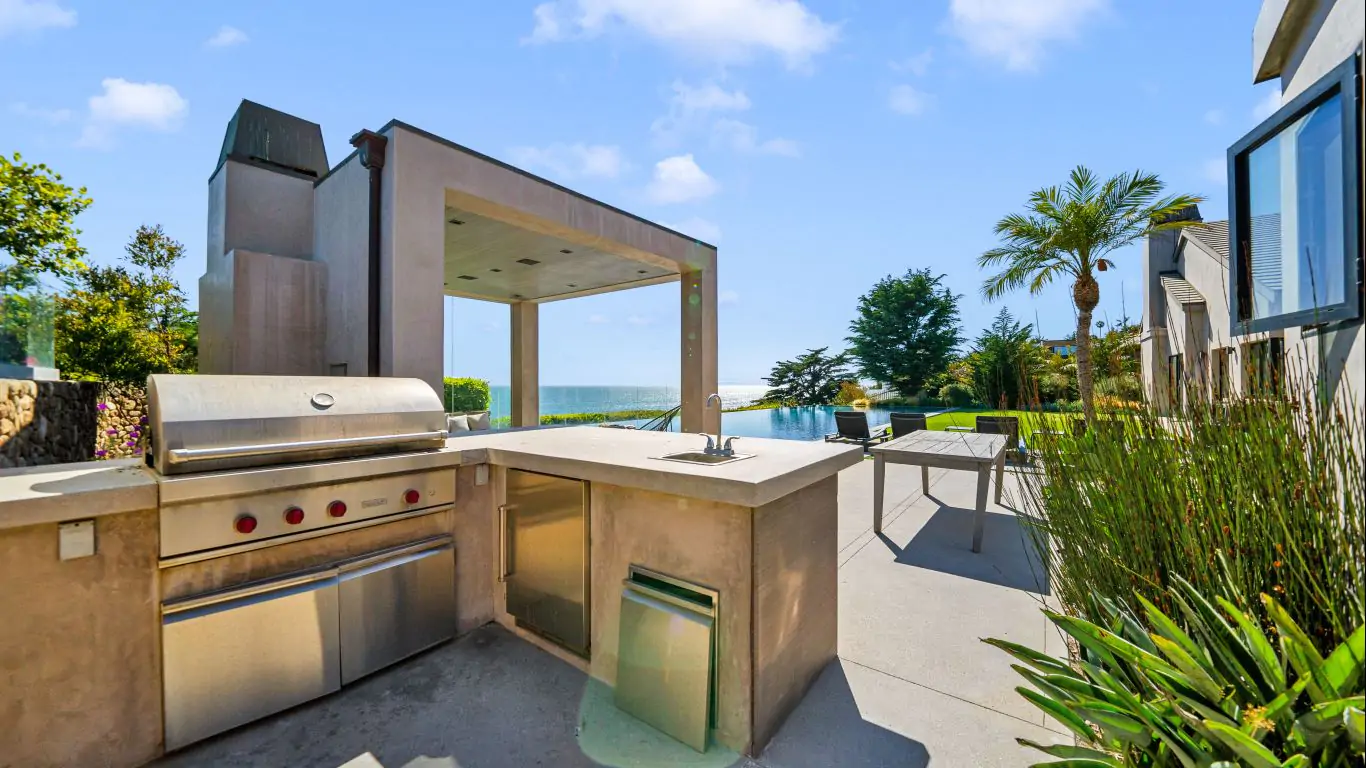 Villa Nadia | Malibu