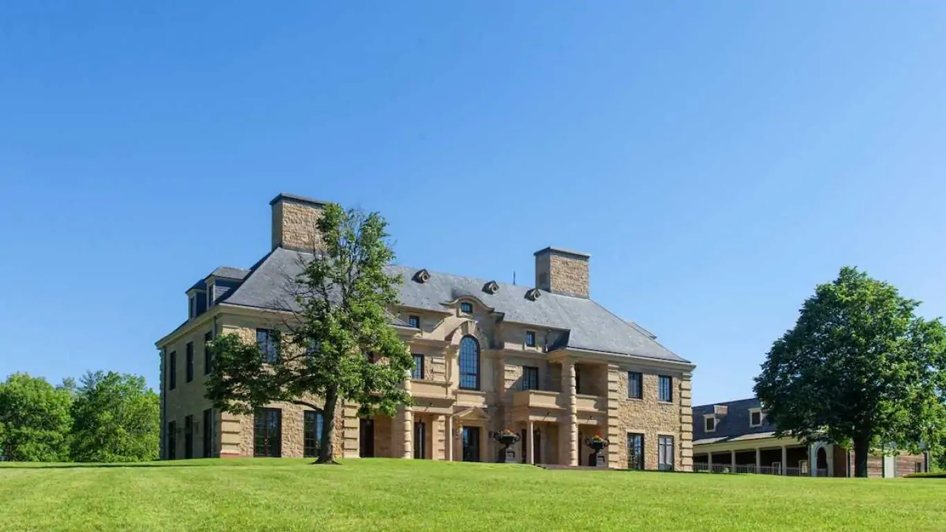 Villa Elizabeth | Connecticut