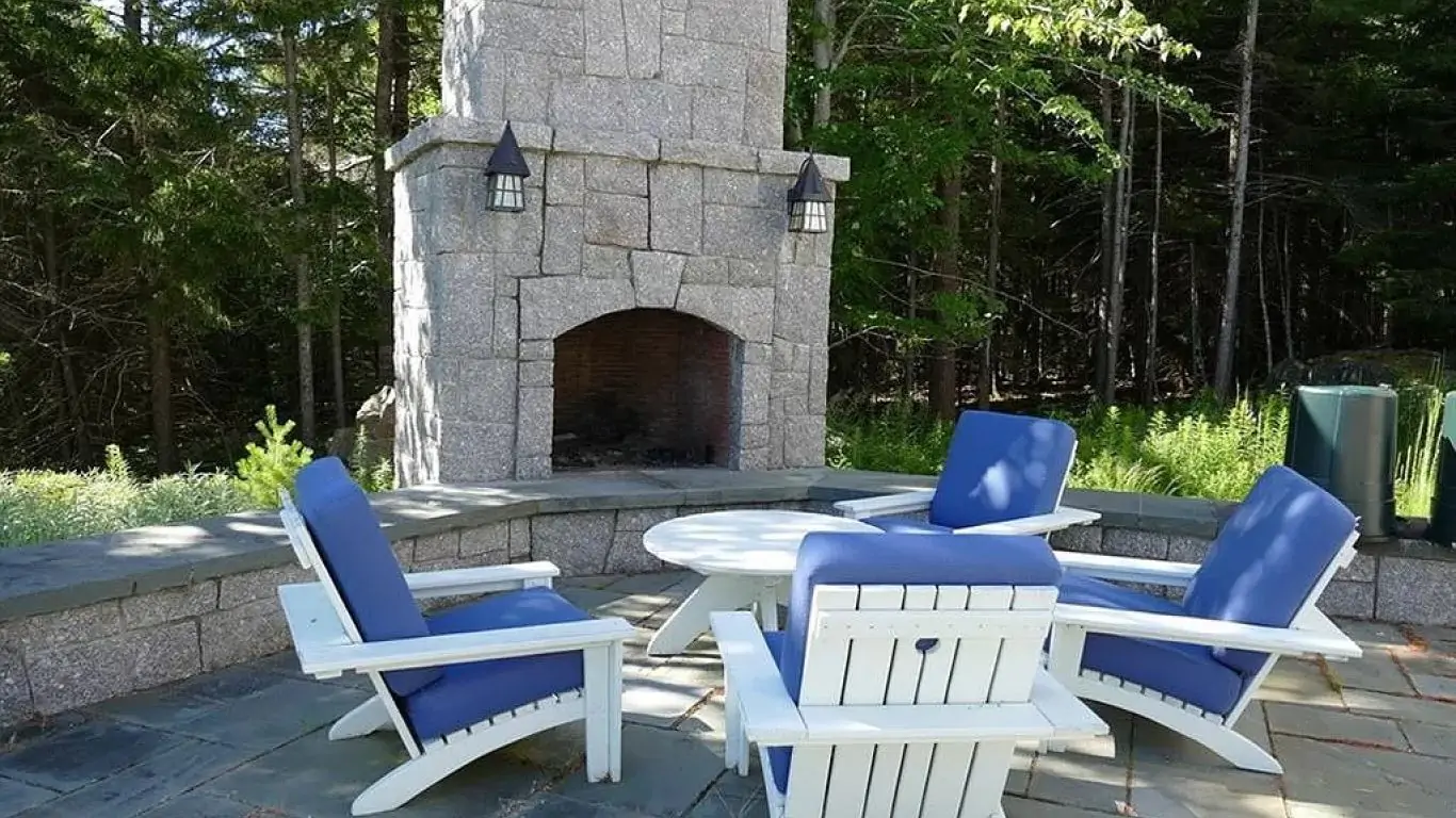 Villa Eastern Watch | Maine