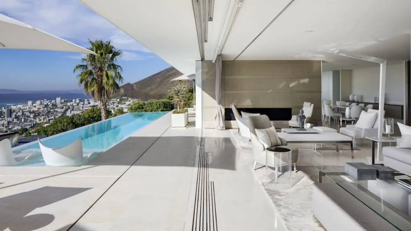 Villa Lily | Cape Town