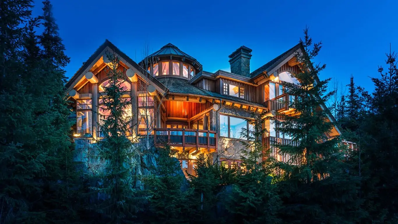 Chalet Akasha | Whistler