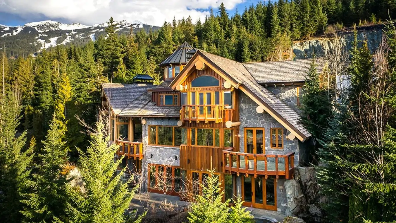 Chalet Akasha | Whistler