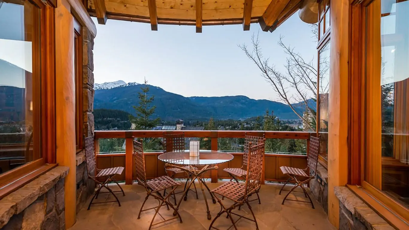 Chalet Akasha | Whistler