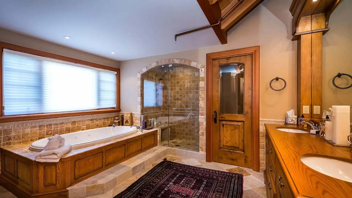 Chalet Akasha | Whistler