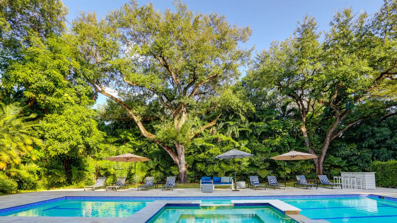 Villa Agatha | Miami