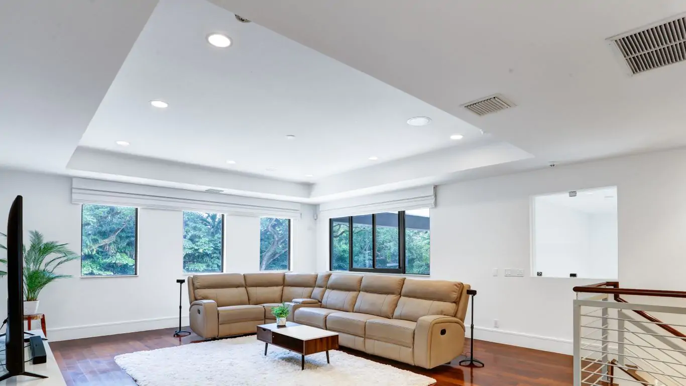 Villa Agatha | Miami