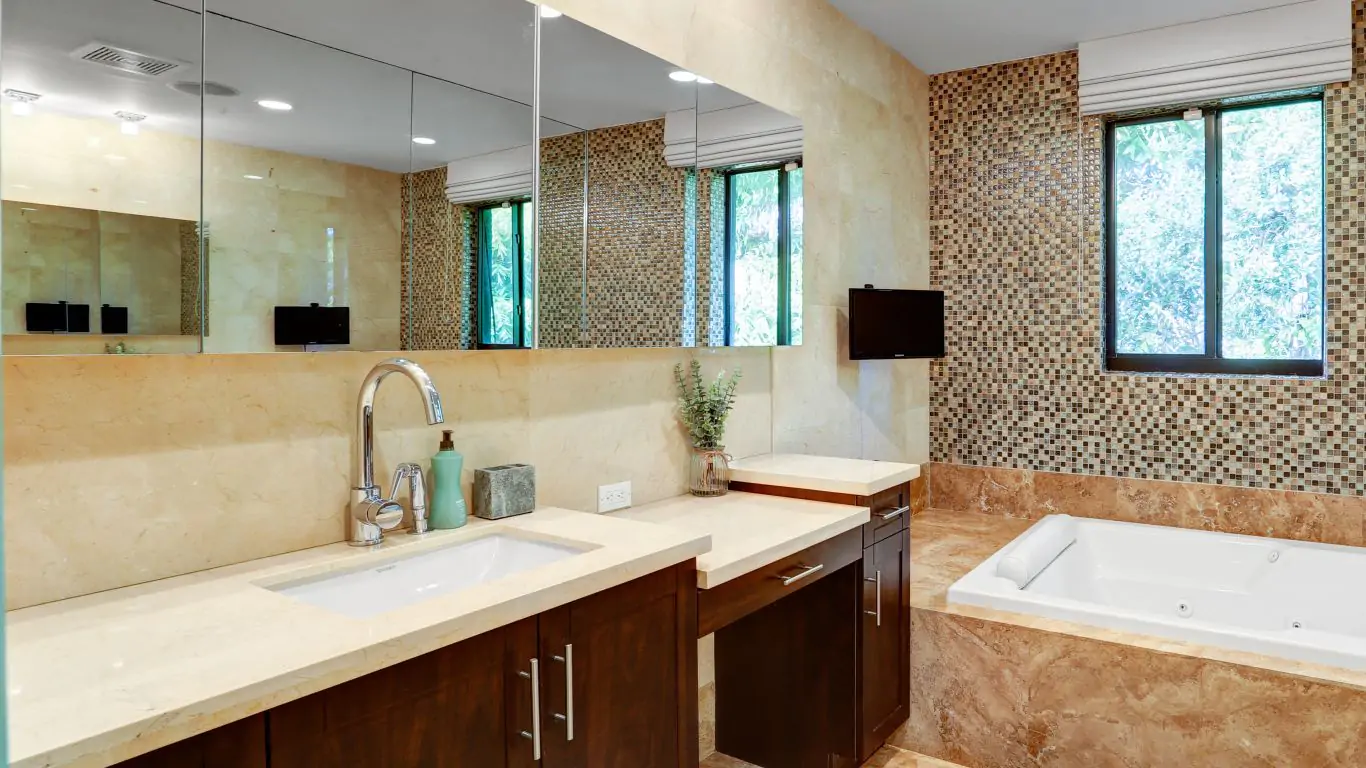 Villa Agatha | Miami