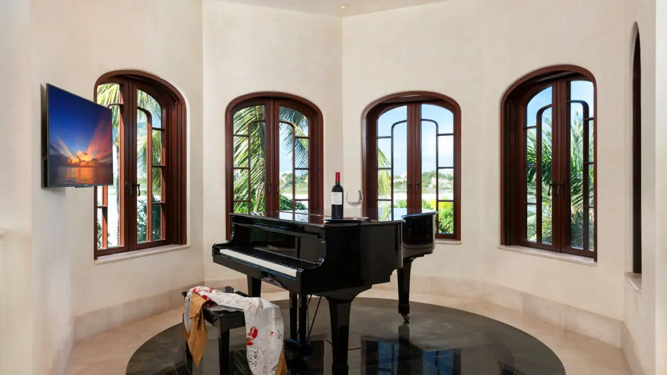 Villa Esmeralda | Turks and Caicos