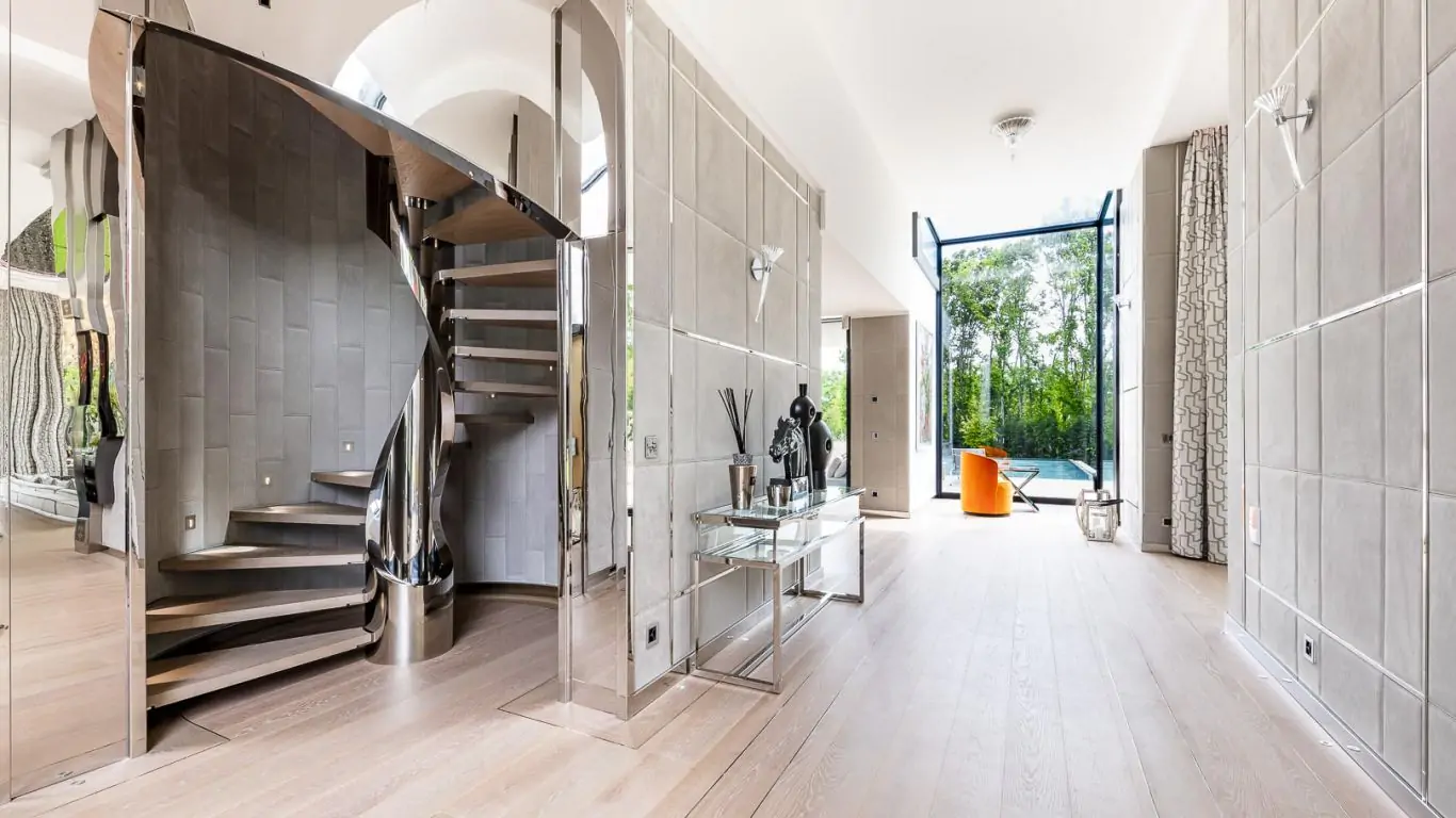 Ultima Geneva Grand Villa | Geneva