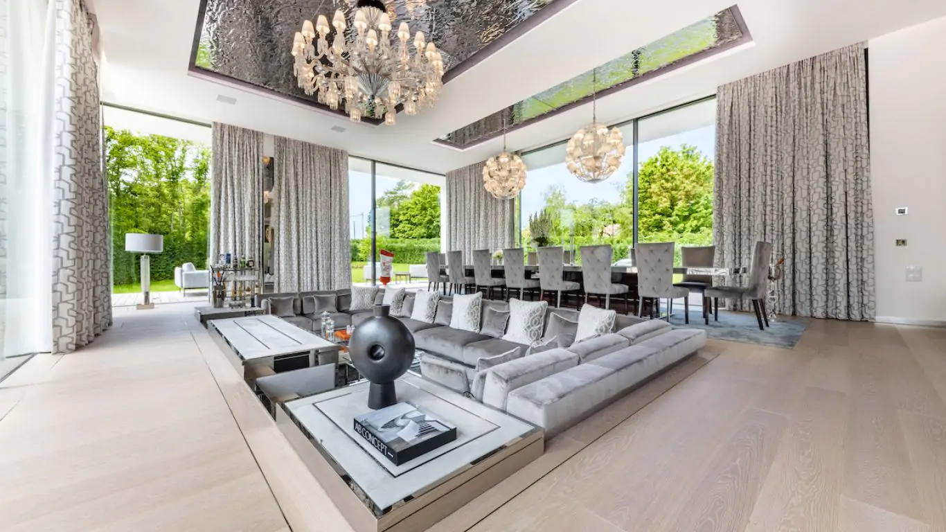 Ultima Geneva Grand Villa | Geneva