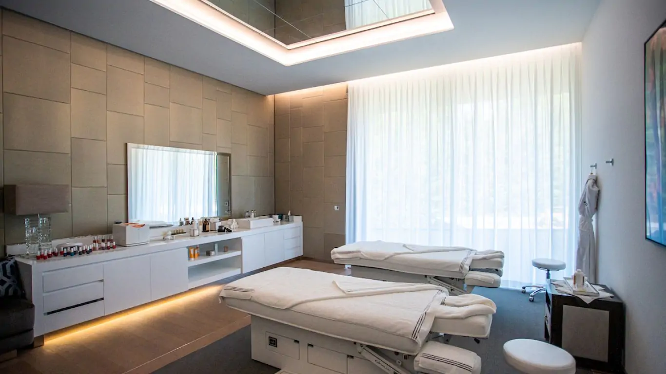 Ultima Geneva Grand Villa | Geneva