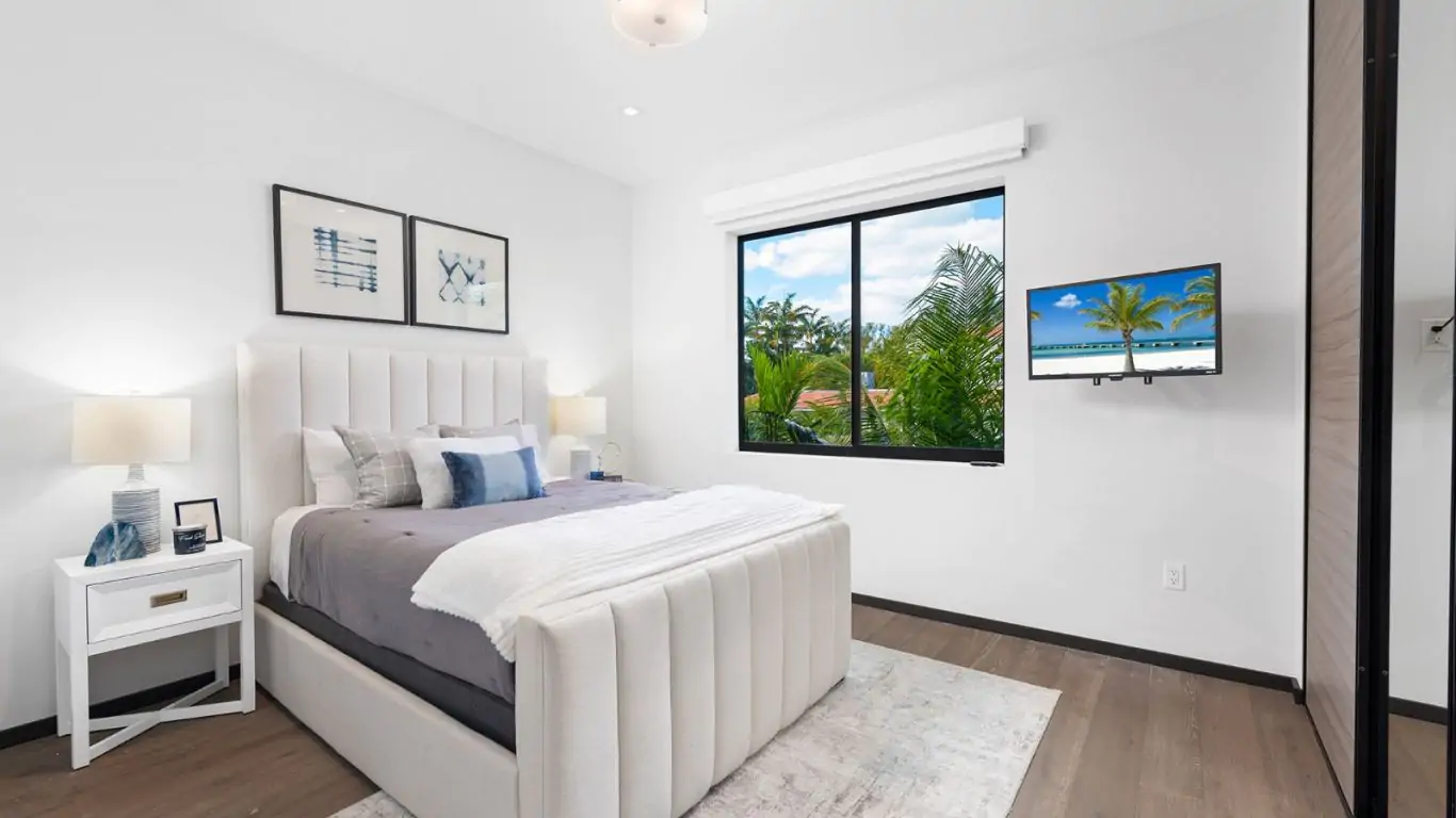 Villa Claudine | Miami