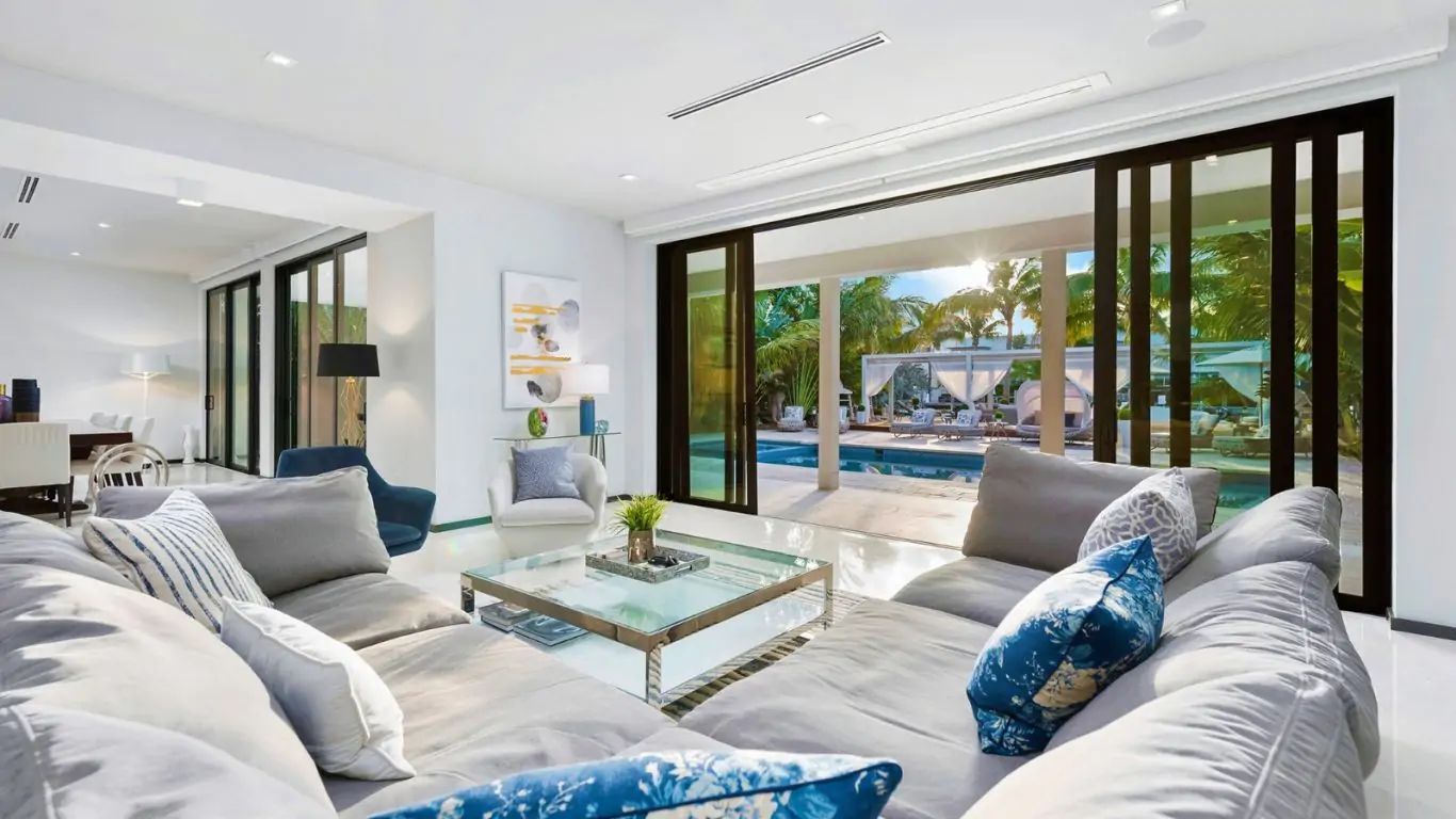 Villa Claudine | Miami