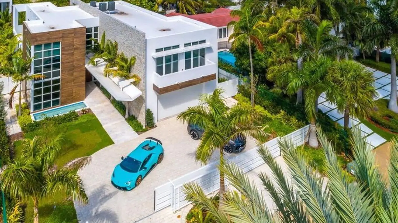 Villa Celine | Miami