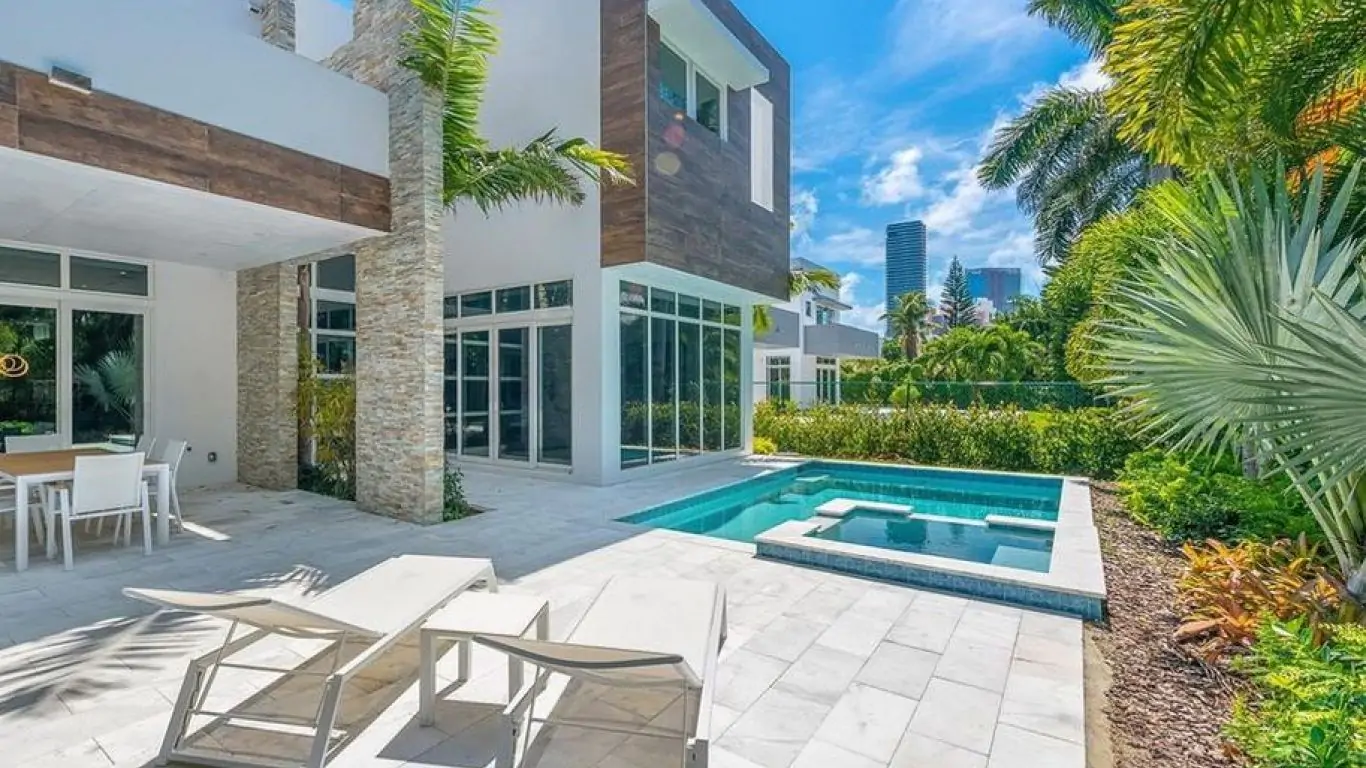 Villa Celine | Miami