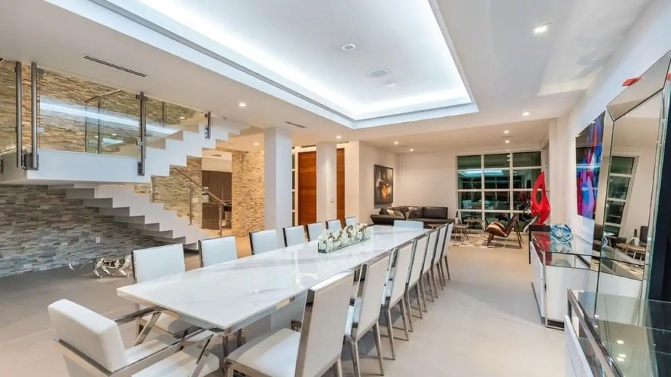 Villa Celine | Miami