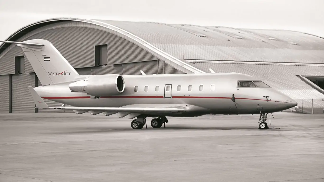 Bombardier Challenger 605 | Private Jets