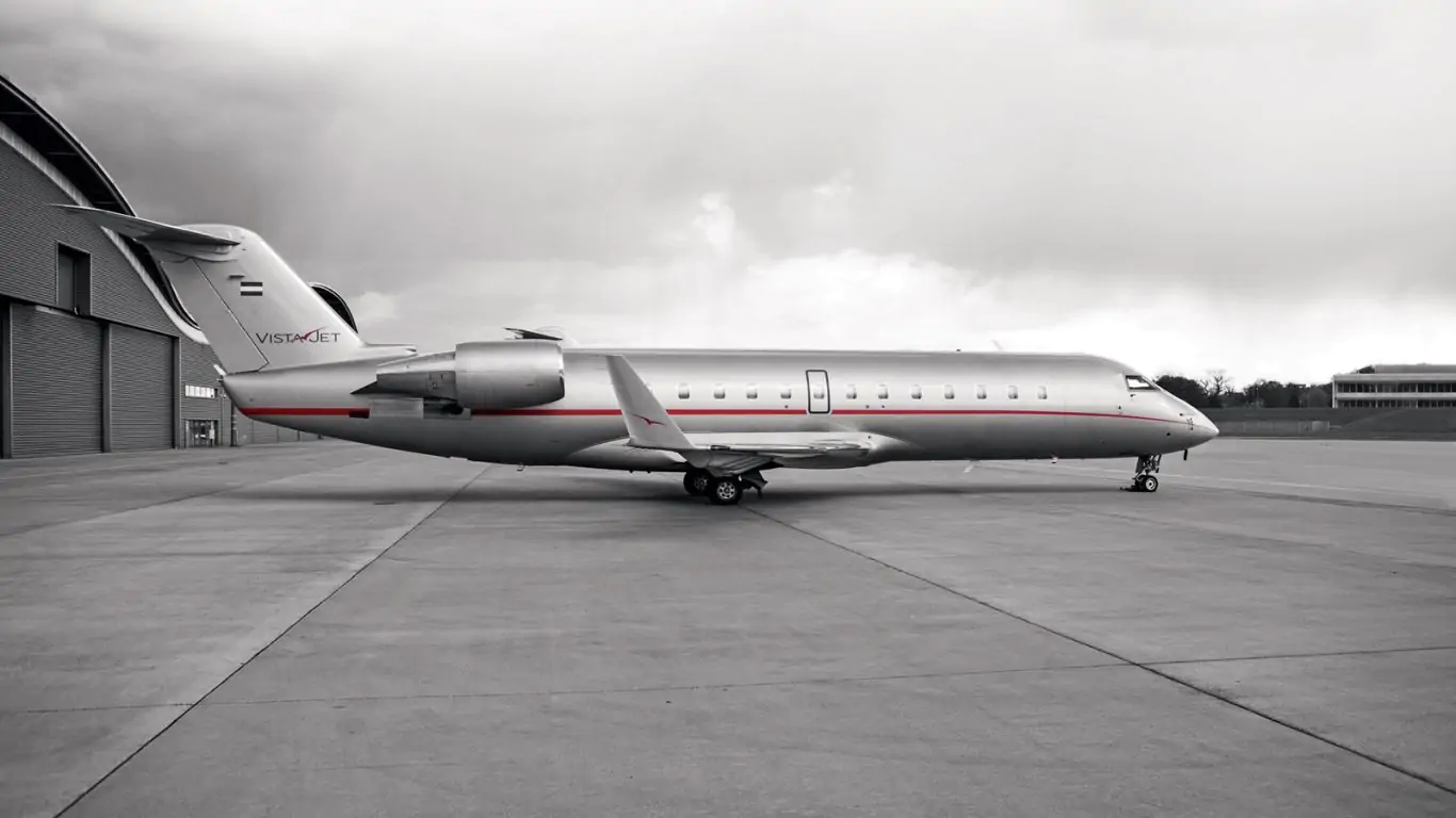 Bombardier Challenger 850 | Private Jets
