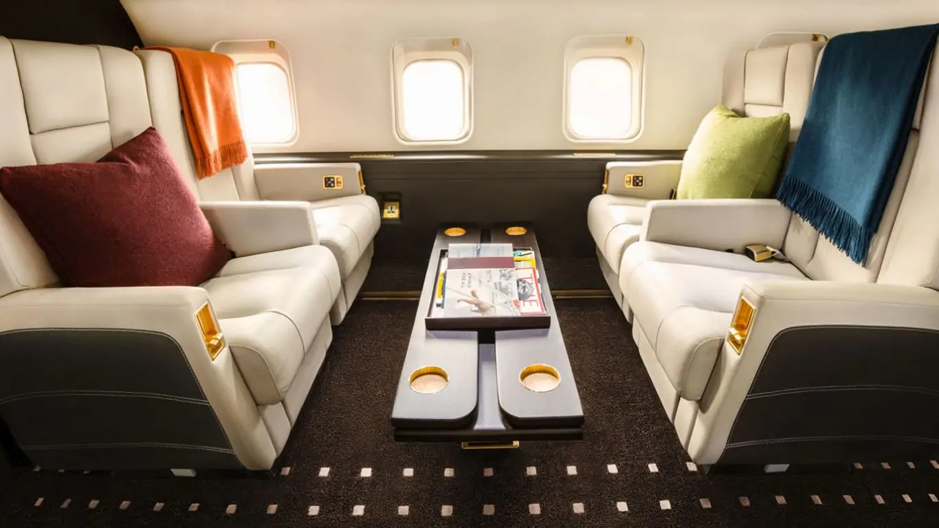 Bombardier Challenger 850 | Private Jets