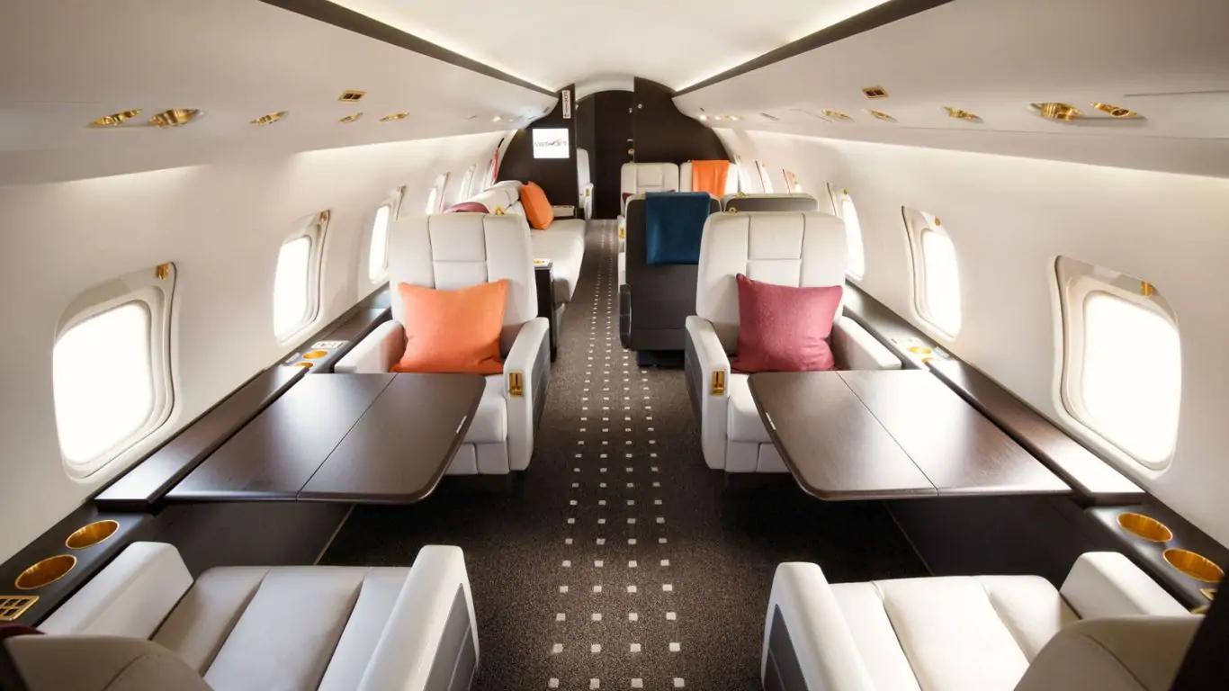 Bombardier Challenger 850 | Private Jets