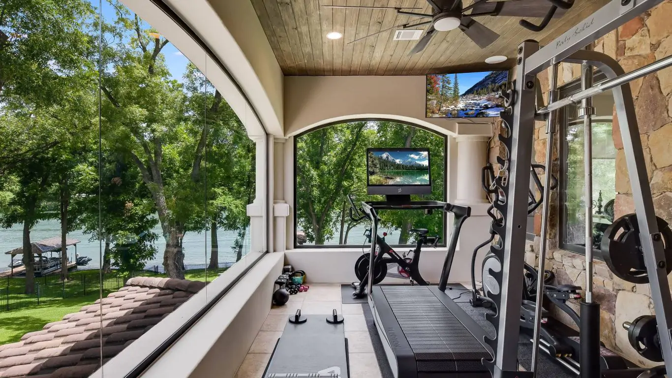 Villa Penelope | Austin