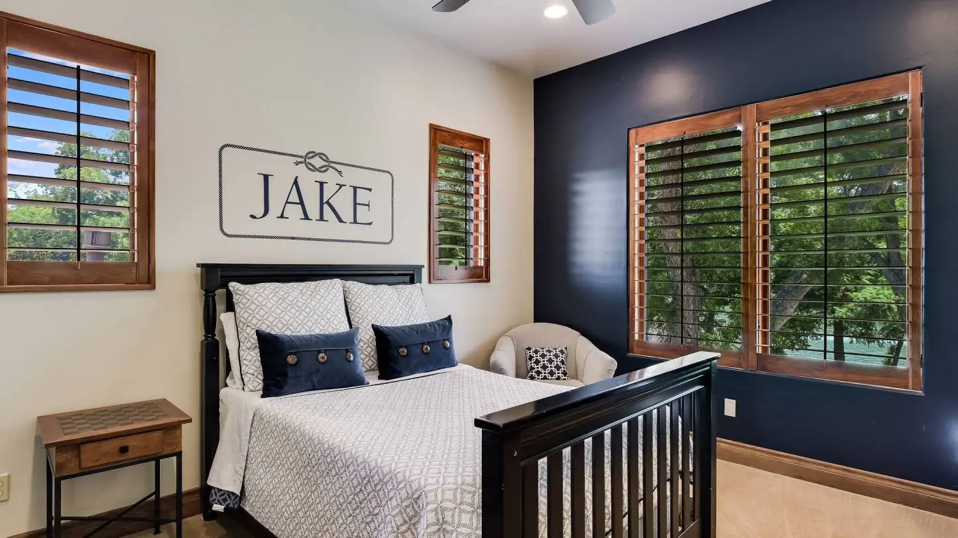 Villa Penelope | Austin