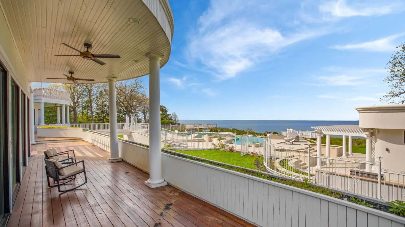 Villa Lenyna | Hamptons