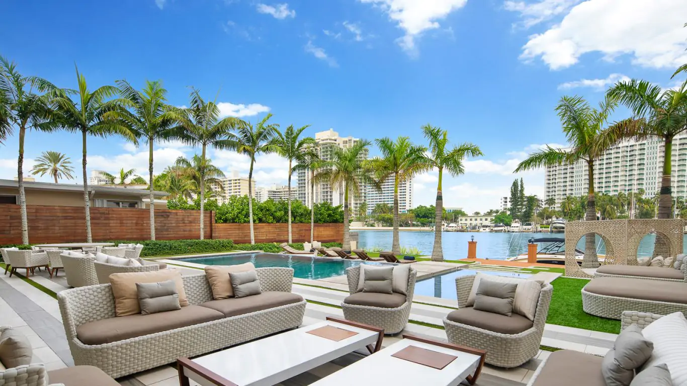 Villa Ailah | Miami
