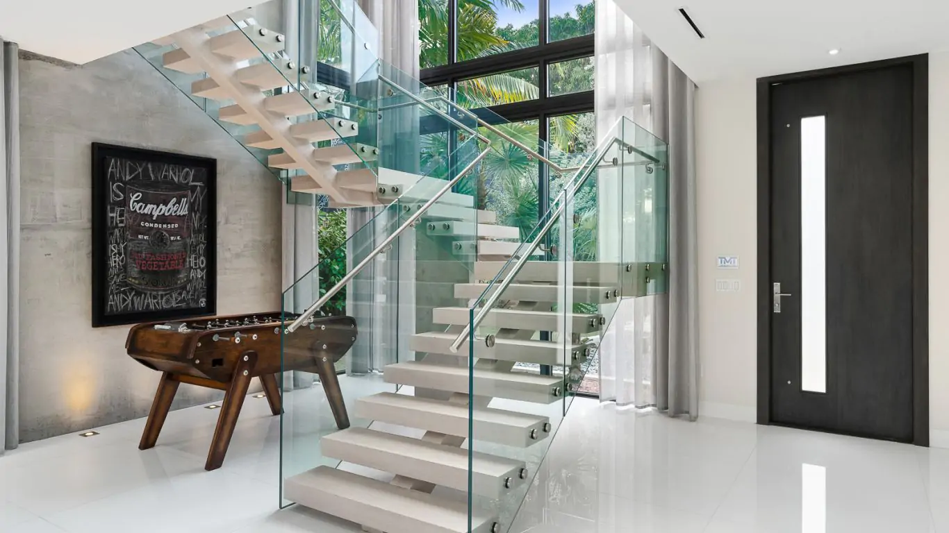 Villa Ailah | Miami