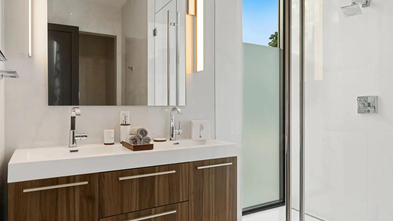 Villa Ailah | Miami