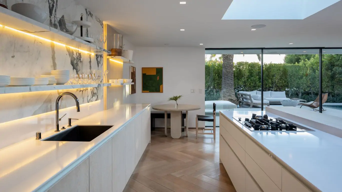 Villa Tori | Los Angeles