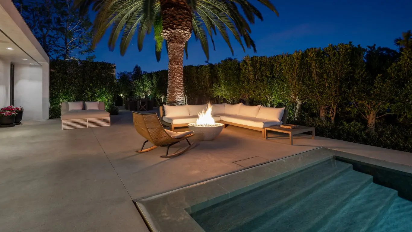 Villa Tori | Los Angeles
