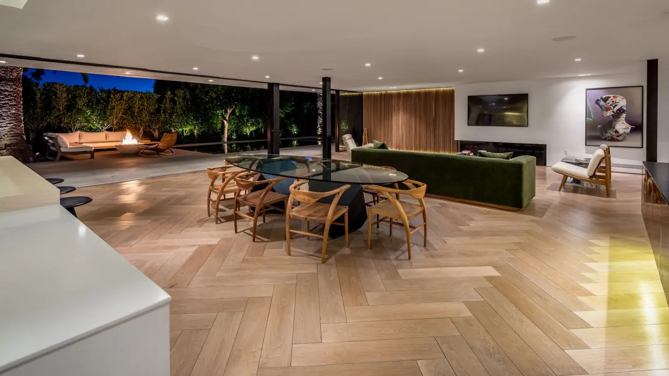Villa Tori | Los Angeles