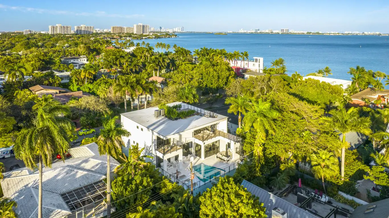 Villa Solena | Miami